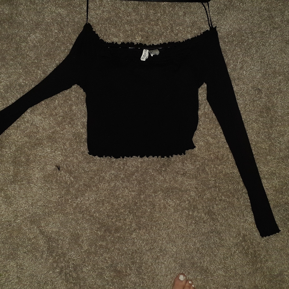Black over the shoulder crop top